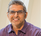 Photograph of Manu Chakravarthy